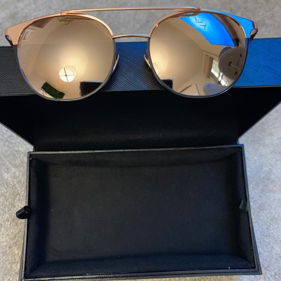 New Linda Farrow 421-C7 Rose Gold Sunglasses - Picture 1 of 8